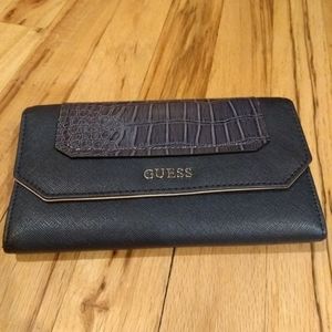 Guess wallet